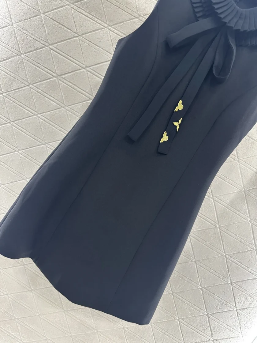 MiraMuze 2025 Women’s Early Autumn New High-End Fashionable Dress Waist-Cinching, Slimming, and Versatile with a Chic Pile Neck Design - Image 4